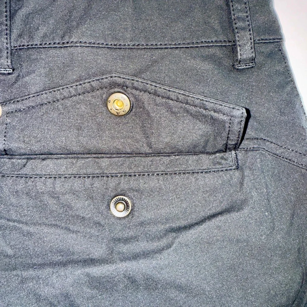 Fjallraven Womens High Coast Trail Shorts Black Hiking Outdoor EU‎ 42 US 32-33